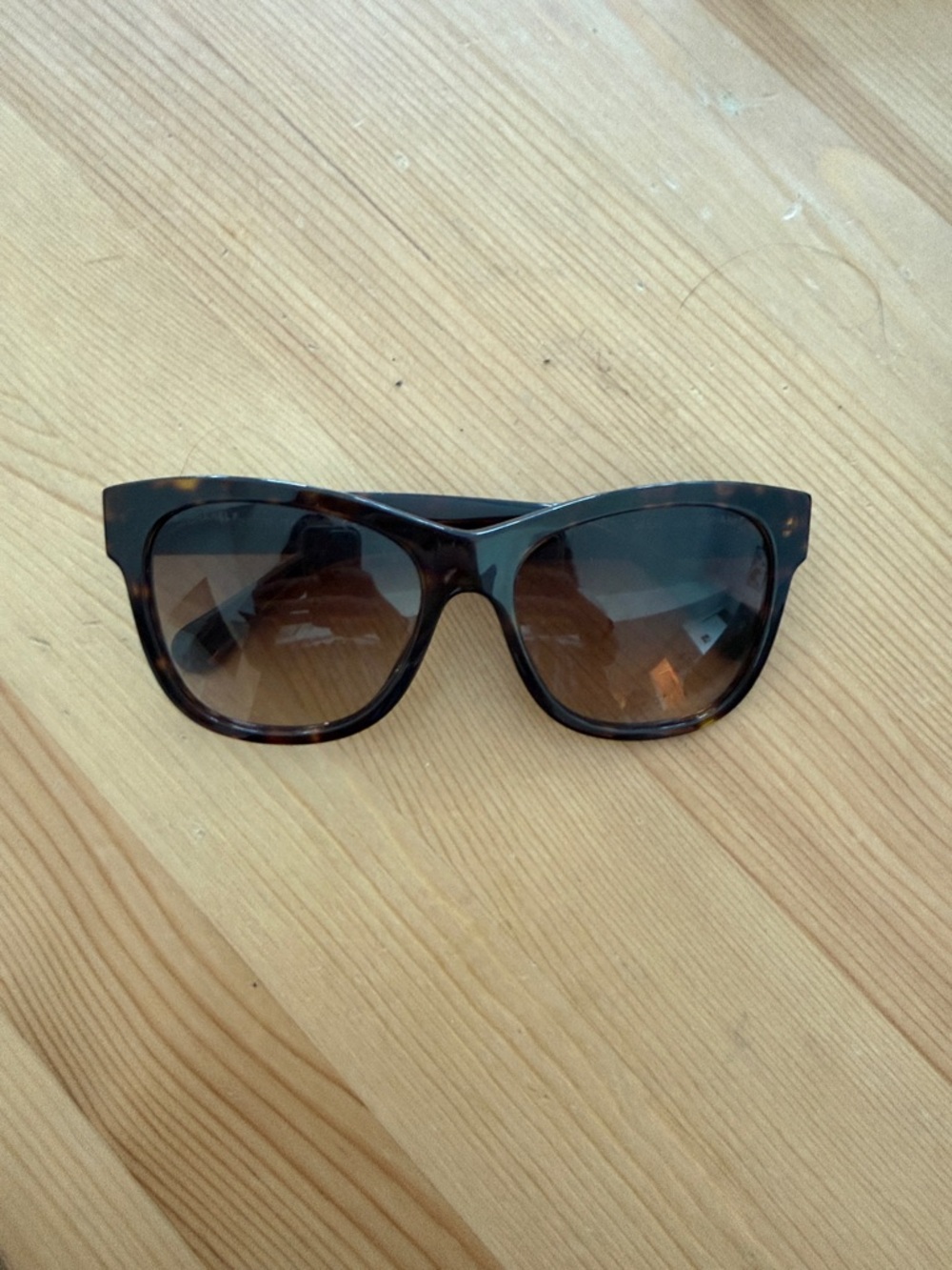CHANEL Tortoiseshell Brown Gradient Lens Cat-Eye Sunglasses